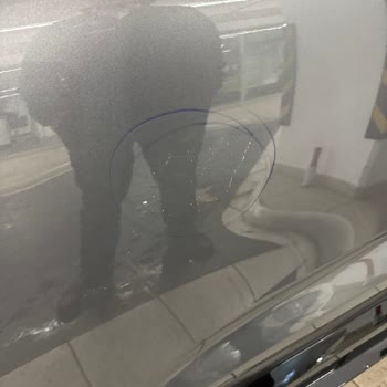 Renault Teslimde Çizik Bulunan Sıfır Araç İçin Acil Değişim İsteği