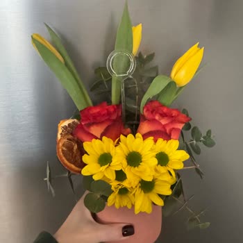 Görseldeki Çiçek Aranjmanına Uymayan Ürün Ve Geciken Teslimat Nedeniyle Ücret İadesi Talebi