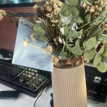 Solmuş Çiçek Ve İlgisiz Müşteri Hizmeti