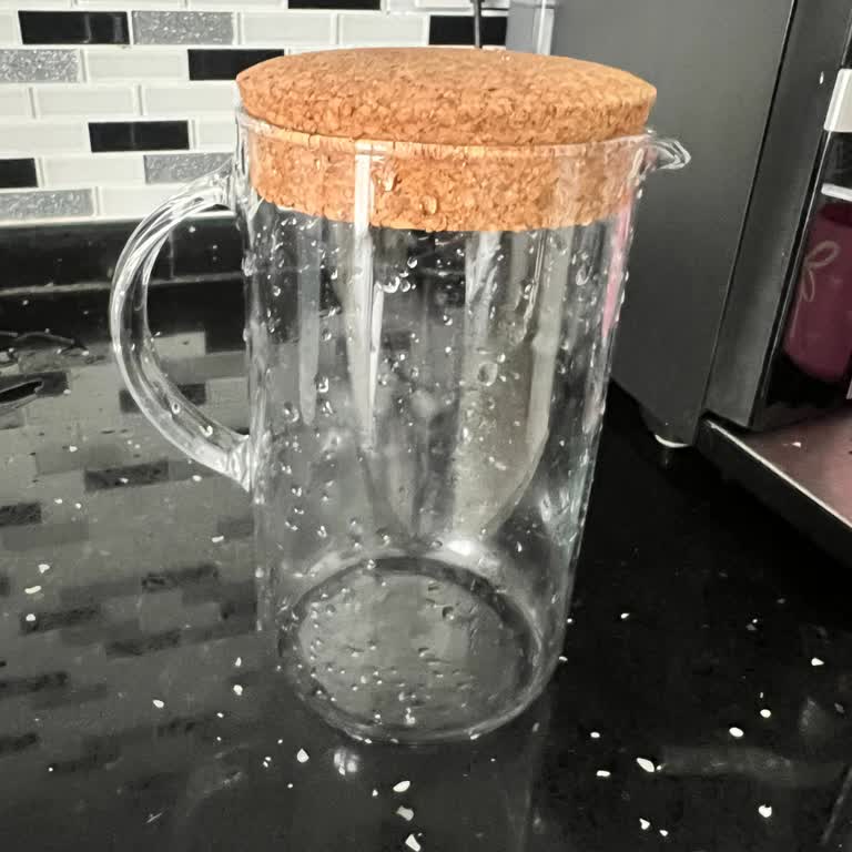 Kokulu Mantar Kapaklı Cam Sürahi Kullanılamıyor, İade Ve Değişim Talebi