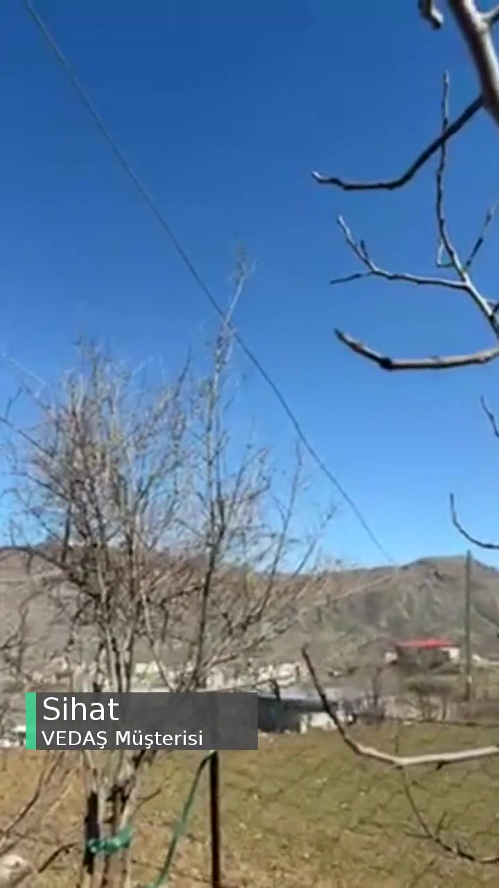 VEDAŞ Tel Kopmuş Elektrik Akımı Var Çatının Üzerinde videonun kapak resmi