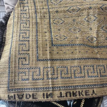 Yanlış Seccadeler Gönderildi, Doğru Ürünlerin Hızlı Teslimatı