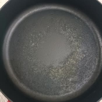 Ek