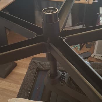 Hawk Gaming Koltuğumun Ayağı Kırıldı, Destek Yok Ve Parça Ücretini İade Talebi