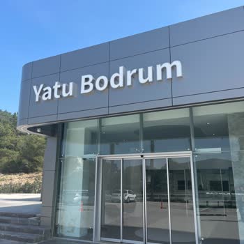 Aynası İçin Getirilen Araçta Kamera Ve Ekran Arızalarıyla Uzayan Servis Süreci