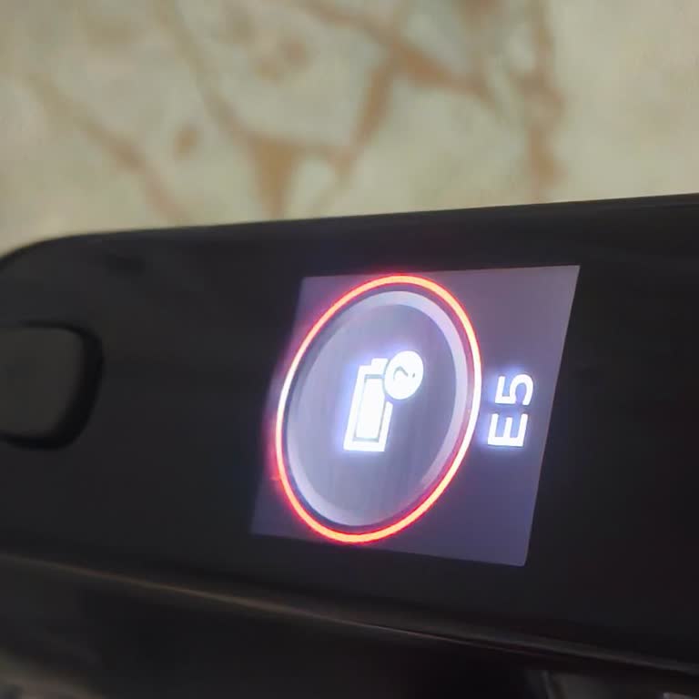 Philips Aqua Trio 9000 Süpürge Sürekli Hata Veriyor Ve İade Talebi