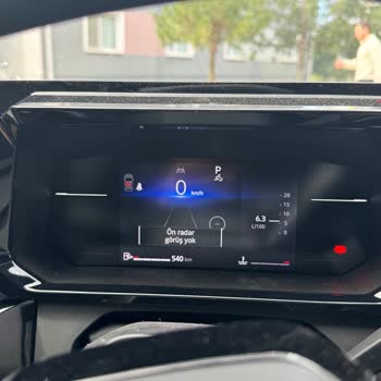 Sıfır Renault Clio’da Sürekli Ön Radar Hatası Ve Çözüm Bulamayan Servis