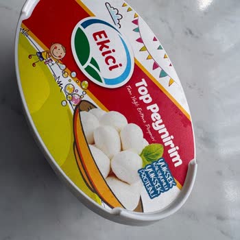 Son Kullanma Tarihi Geçmemiş Peynirde Küflü Ürün