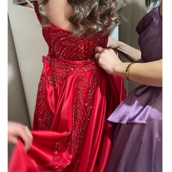 Kına Günü Demont Tadilatı Eksikliği Ve Mağazanın Duyarsız Tutumu