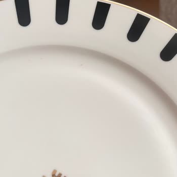 Karaca Züccaciye Defolu Gelen Tüm Tabaklarımın Eksiksiz Şekilde Sağlam Ürünlerle Değiştirilmesi