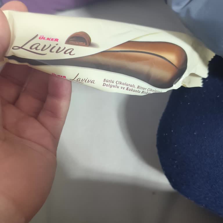 Ülker Laviva Çikolatasının Küflenmiş Görünmesi Sağlık Endişesi Yarattı