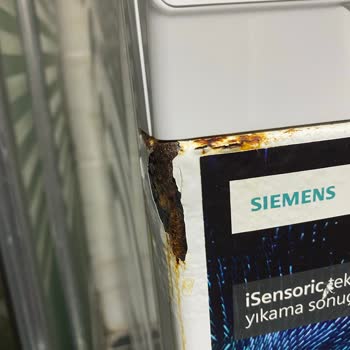 Siemens IQ300 Çamaşır Makinesinde Hızlı Paslanma Şikayeti Ve Çözüm Talebi