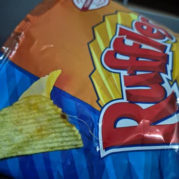 Ruffles Cipsinde Yabancı Madde Bulunması Ve Hijyen Kontrolü Talebi