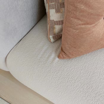 İstikbal Aygünler Mobilya’dan Koltuk Takımımda Kısa Sürede Potluk Ve Aşınma Sıfır Değişim Talebi