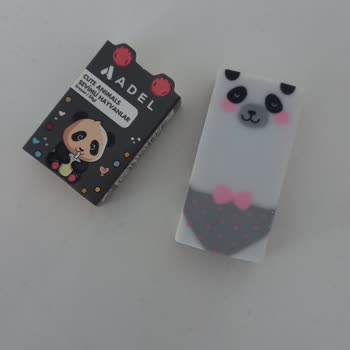 Adel Çocuk Silgisine Eklenen Uygunsuz İç Çamaşırı Görseli Tepkisi