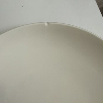 Hasarlı Tabaklar İçin Tek Değişim Reddedildi, Tüm Setin İadesi İstendi