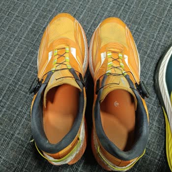 Ayakkabıların Boya Vermesi Ve Fiziksel İncelemeden Reddedilen Değişim Talebi