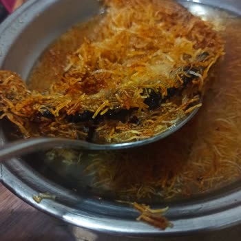 Simav BİM Künefesi İçindeki Peynirin Yanması Ve Tüketilemez Olması