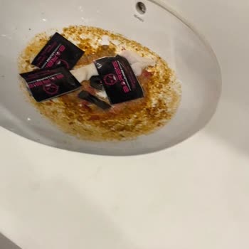 Viaport Venezia'da Aidat Ödeyen Esnaflara Temizlik Ve Güvenlik Hizmeti Sunulmuyor