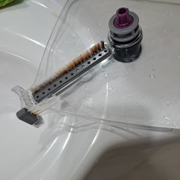 Parex Wondero Temizlik Setinde Plastik Parçada Paslanma Sorunu