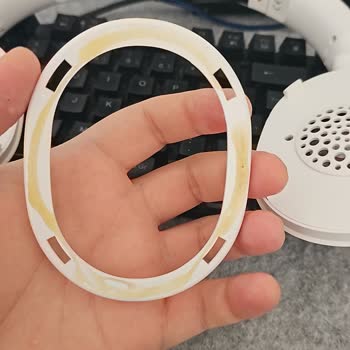 Pedleri Takamayan Havit Kulaklık Ve Cevapsız WhatsApp Desteği