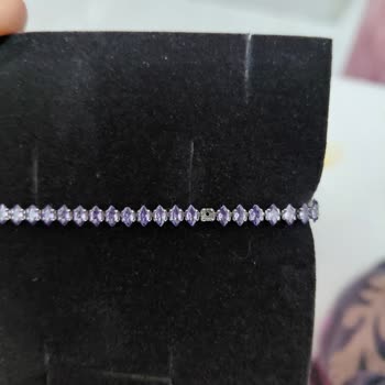 So Chic Bilekliğin Tek Takışta Taşları Düşmesi ve Müşteri Hizmetlerinin Çözüm Sunamaması