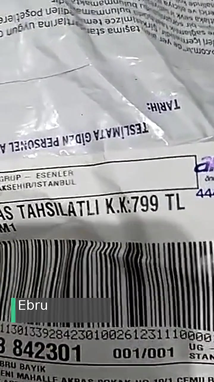 Ser Grup Depolama Reklam Yanlış, Alakasız Kulaklık! videonun kapak resmi