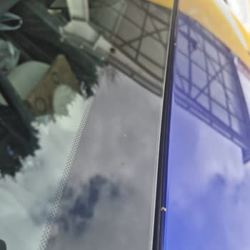 Yeni Hyundai Elantra'da Kendiliğinden Boya Atması Garantide Çözüm Talep Ediliyor