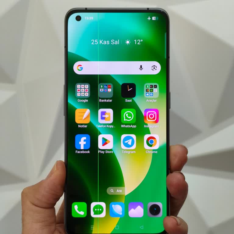 Realme GT2 Pro Ekranında Yeşil Çizgi Sorunu Ücretsiz Değişim Talebi