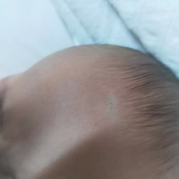 Hotel Çeşmeli Soğuk Oda Ve Bozuk Yatak