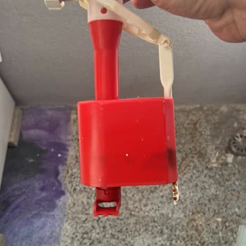 Visam Gömme Rezervuarında Flatör Yedek Parça Bulunamıyor