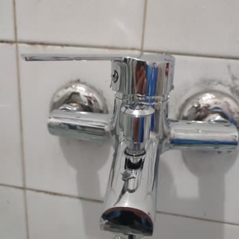 Hataloğlu İnşaat Yapı Market Banyo Batarya Musluğu Bozulması