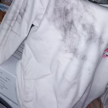 SimBat Medjoul Hurması İçinde Siyah Küf Tozu: Sağlık Riski Ve İade Talebi