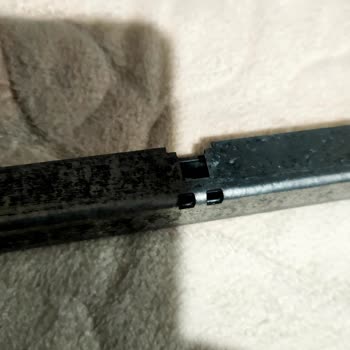 Kırılan Beyaz Tırnaklar Çekmeceler Sert Kapanıyor Ve Ücretsiz Yedek Parça Talebi