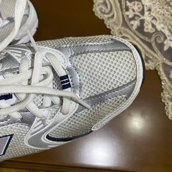 Satın Aldığım Spreyin Ayakkabıyı Karartması Ve Mağazanın Sorumluluk Reddi