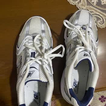 Satın Aldığım Spreyin Ayakkabıyı Karartması Ve Mağazanın Sorumluluk Reddi