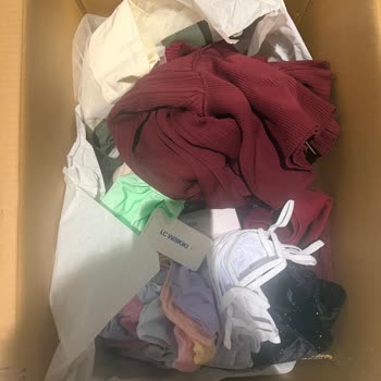 Ambalajsız İç Çamaşırı Gönderimi Ve Sürat Kargo Sorunu