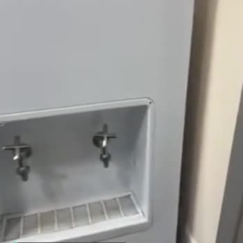 Uğur Su Sebili Pas Yapıyor!