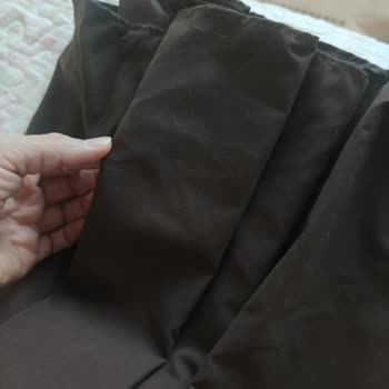 Kalitesiz Elbise İç Gösteriyor, Tam İade Talebi