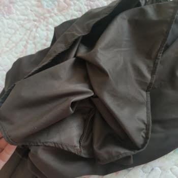 Kalitesiz Elbise İç Gösteriyor, Tam İade Talebi