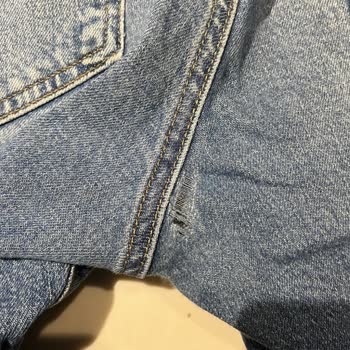 Mavi Jean Pantolonun Yırtılma Sorunu Tekrarlıyor Ve Güvenimi Sarsıyor