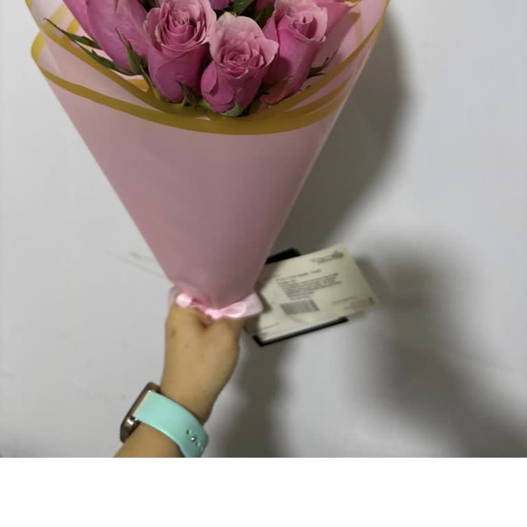 Sipariş Edilen Çiçek Paketi Görselle Uyuşmuyor Ve Müşteri Hizmetinden Cevap Gelmiyor