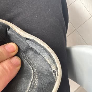 Garanti Süresindeki Puma Ayakkabımda Üretim Hataları Ve Mağazanın Kullanıcı Hatası İddiası