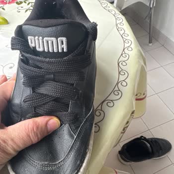 Garanti Süresindeki Puma Ayakkabımda Üretim Hataları Ve Mağazanın Kullanıcı Hatası İddiası