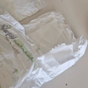 Üretim Hatası: Cırt Ters Basılmış Bebek Bezi