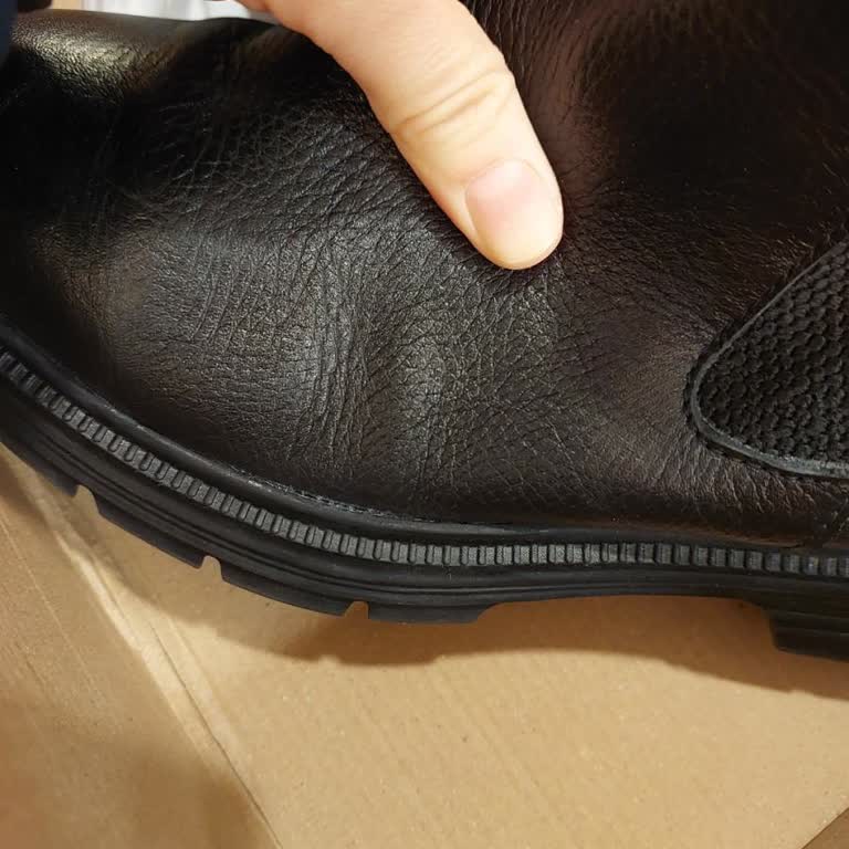 Yanları Açılan Botta Çözüm Yok, İade Gerekiyor