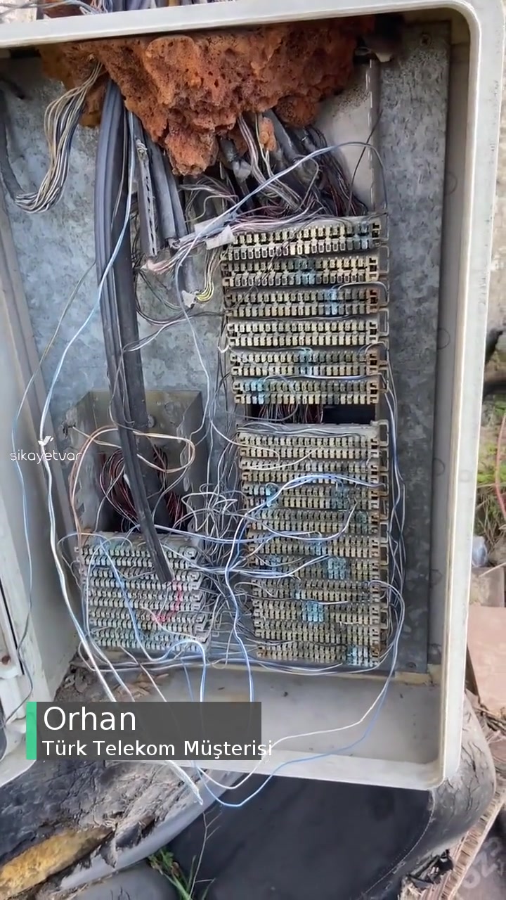 Türk Telekom Kutusu Bildiğin Çöplüğün İçinde! videonun kapak resmi