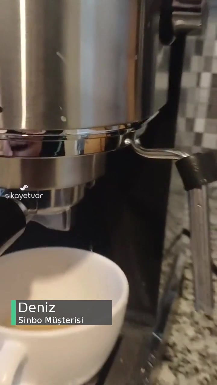 Sinbo Scm-2987 Espresso Makinesi Yoğun Şekilde Su Kaçırıyor, Arızalı! videonun kapak resmi