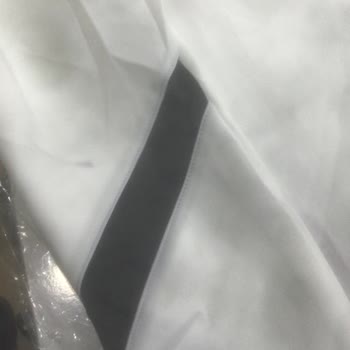 Yanlış Ve Lekeli Ürün Gönderildi, Tam İade Talep Ediliyor