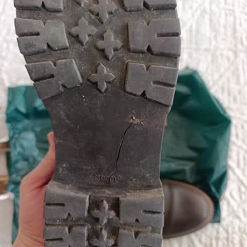 Garanti Süresinde Yırtılan İnci Ayakkabısına Kullanıcı Hatası İddiası Ve İade Talebi